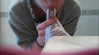 Teen at the toilet eat her cum from panties